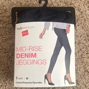 NEW Hanes Dark Blue Mis-Rise Denim Jeggings